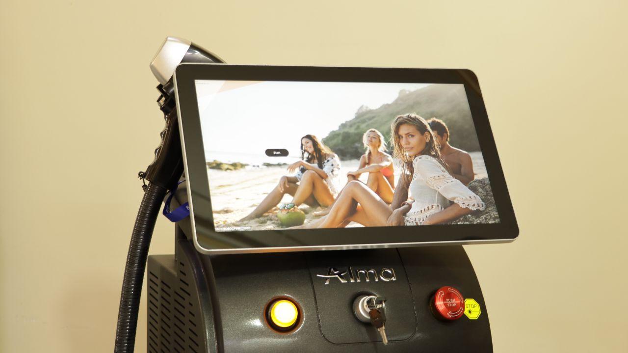 تفاوت دستگاه لیزر تیتانیوم و الکساندرایت در چیست؟